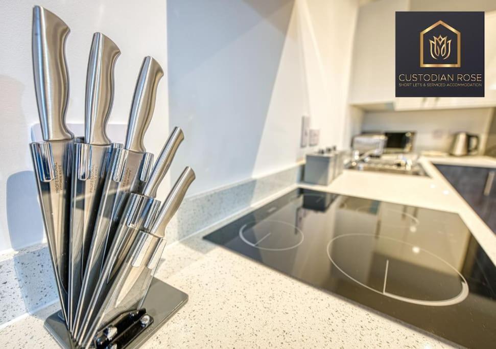 Two Bedroom - Central Peterborough - New Year Discount 外观 照片